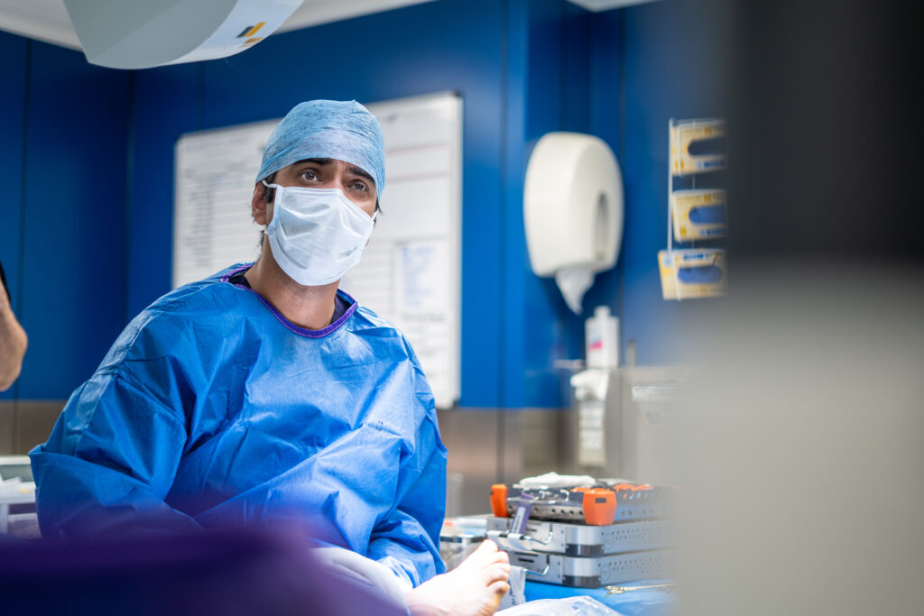 Kaser Nazir - Bunion Surgeon inå Harley Street, London, Bunion Treatment Specialist